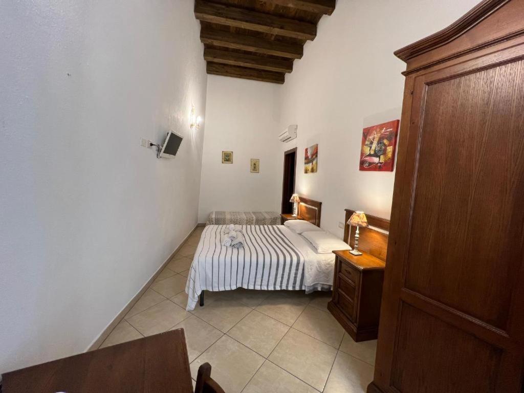 L'Antica Torre Caralis Holiday กาญารี ภายนอก รูปภาพ
