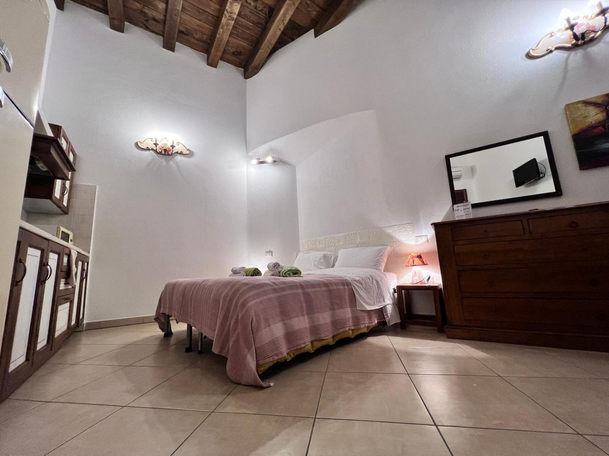 L'Antica Torre Caralis Holiday กาญารี ภายนอก รูปภาพ
