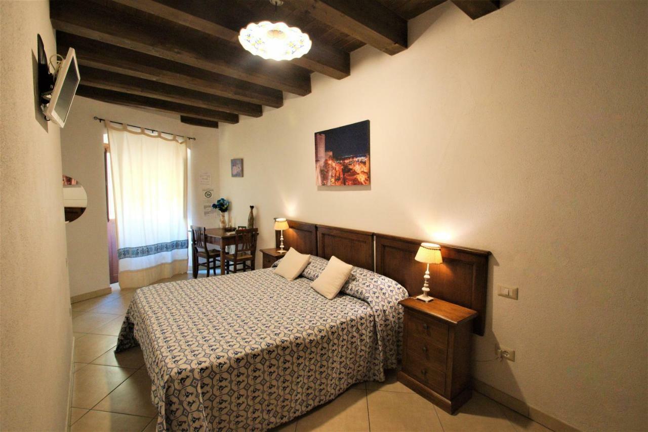 L'Antica Torre Caralis Holiday กาญารี ภายนอก รูปภาพ